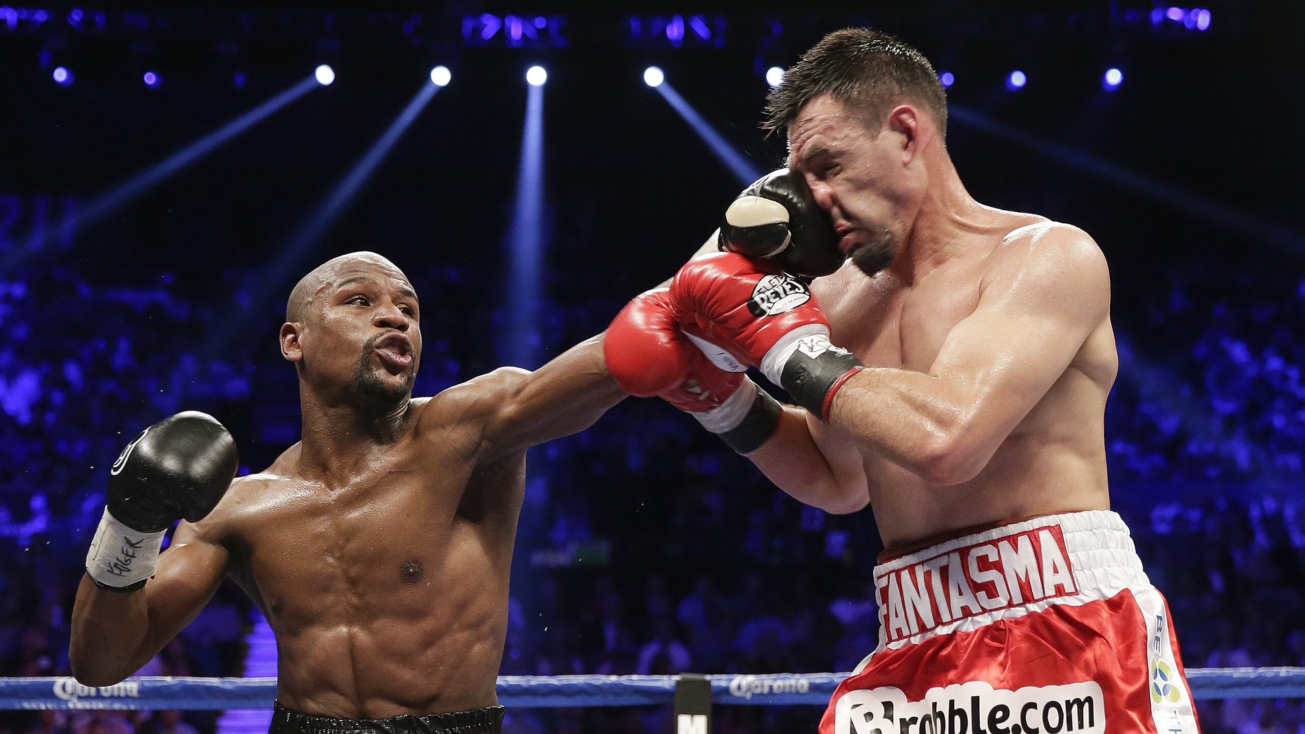 莱万多夫斯基赛事官方发布势不可挡新规，TES争议不断！